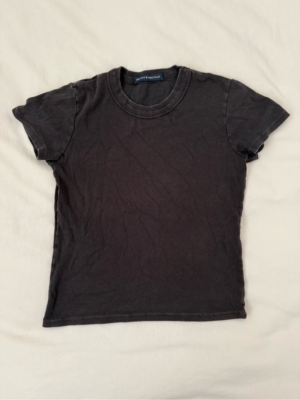 black brandy melville cropped t shirt